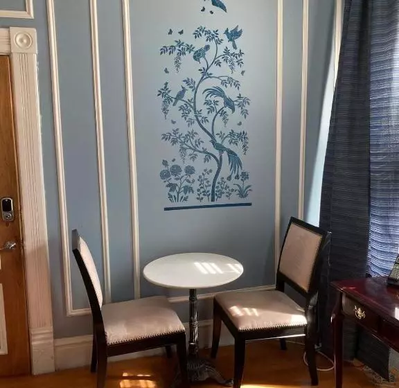 ベーシックルーム, The Villa Toscana