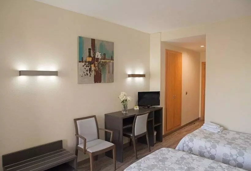 スタンダードトリプルルーム, Valhotel Residencia Tiempo Libre El Puig