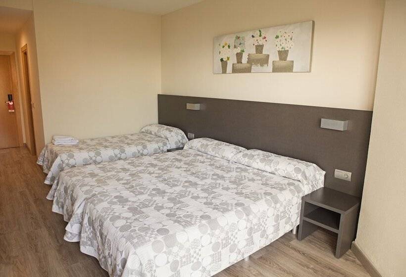 Номер Стандарт Трехместный, Valhotel Residencia Tiempo Libre El Puig