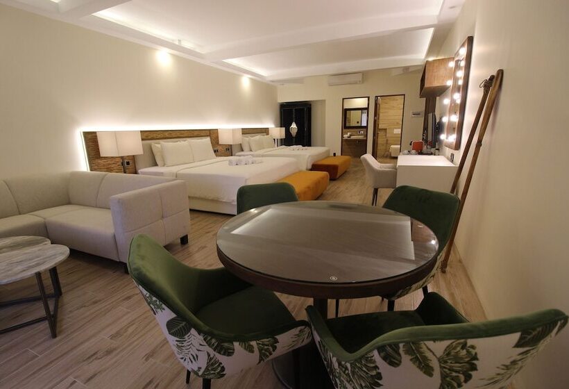 주니어 스위트, Ambassador In Paradise