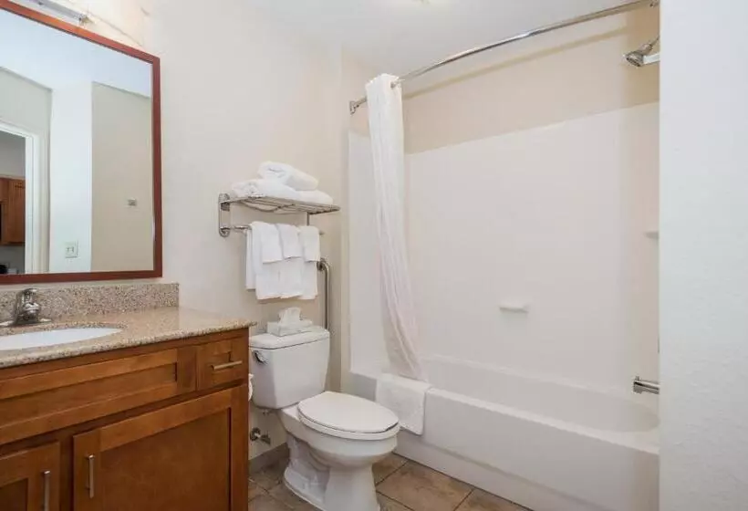 スタンダードスタジオ, Candlewood Suites Mobile Downtown, An Ihg