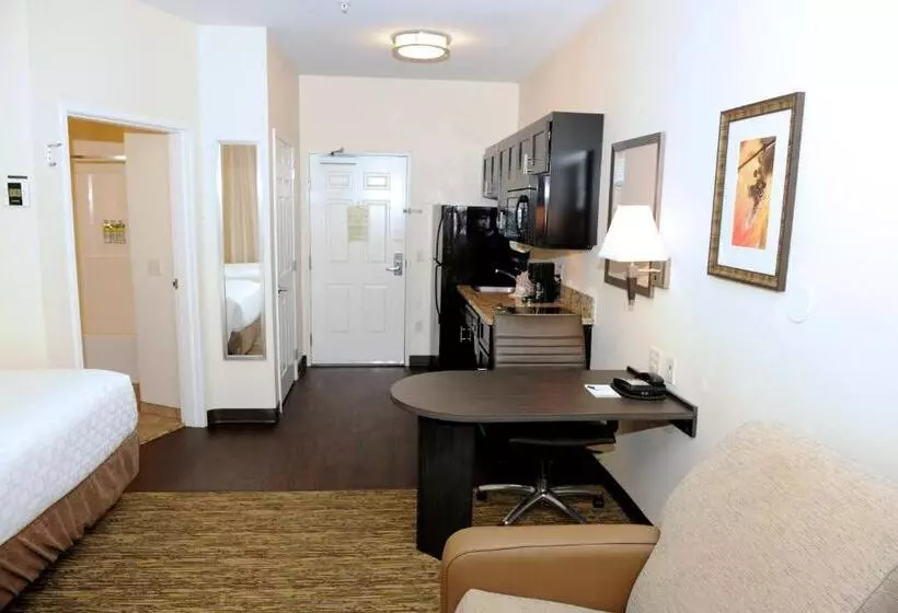 استودیوی استاندارد, Candlewood Suites Santa Maria, An Ihg