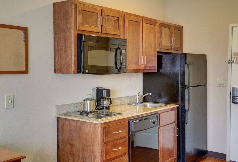 إستوديو قياسى, Candlewood Suites Texarkana, An Ihg