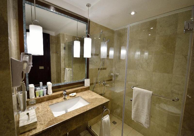 اتاق لوکس, Henann Resort Alona Beach