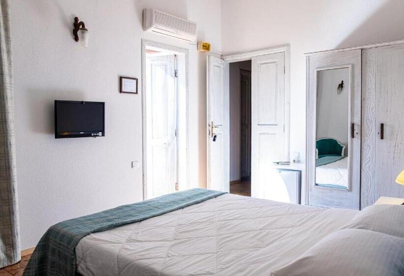 Camera Standard con Balcone, Atelya Art