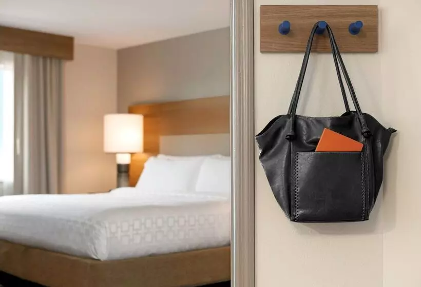 スタンダードスタジオ, Candlewood Suites Fayetteville Fort Bragg, An Ihg