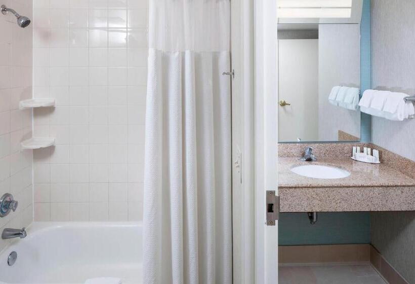 Люкс Вид на Море, Courtyard Carolina Beach