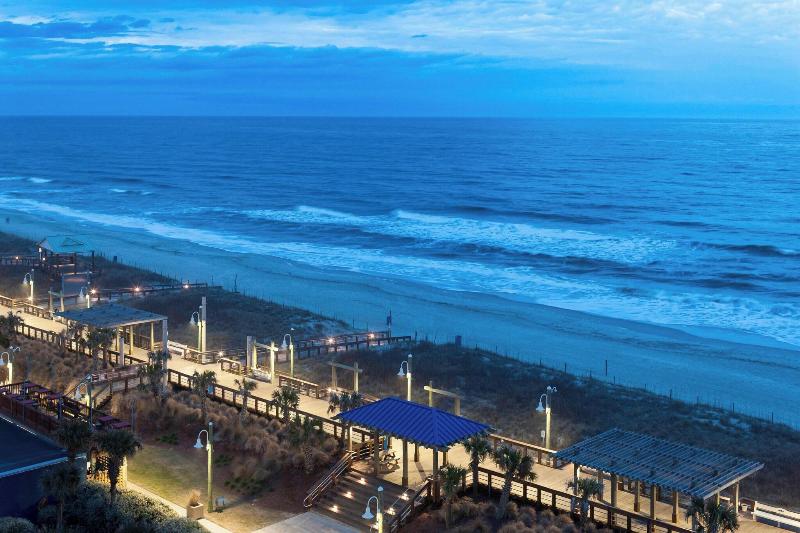 Люкс Вид на Море, Courtyard Carolina Beach