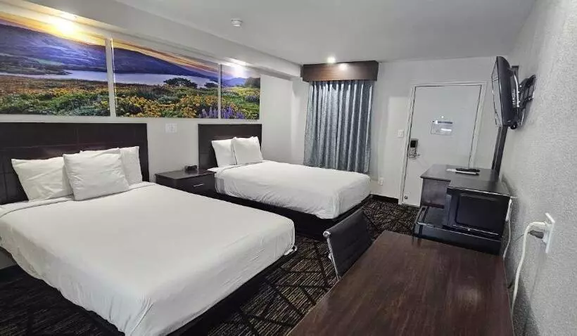 Standard-huone 2 Parivuodetta, Days Inn By Wyndham Indianapolis East Post Road
