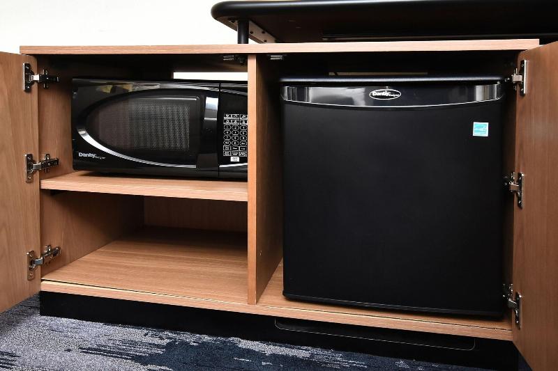 带大床的标准间, Fairfield Inn & Suites By Marriott Richmond Innsbrook