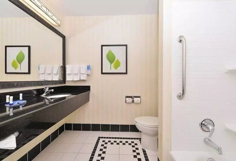 ２ダブルベッドのスタンダードルーム, Fairfield Inn And Suites By Marriott Fort Wayne