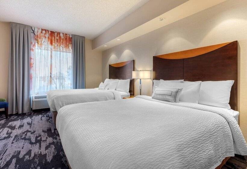 Полулюкс, Fairfield Inn & Suites By Marriott Rockford