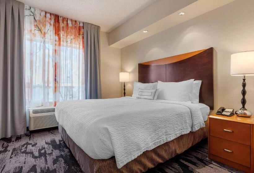 Полулюкс Кровать Кинг, Fairfield Inn & Suites By Marriott Rockford