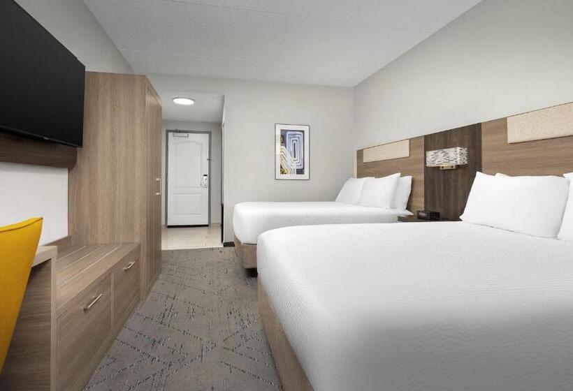 Номер Стандарт, Holiday Inn Express Hotel & Suites Greensboro   Airport Area, An Ihg