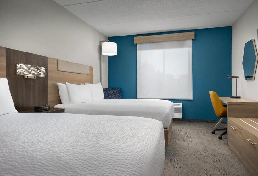 스탠다드 룸 더블 침대 2개, Holiday Inn Express Hotel & Suites Greensboro   Airport Area, An Ihg
