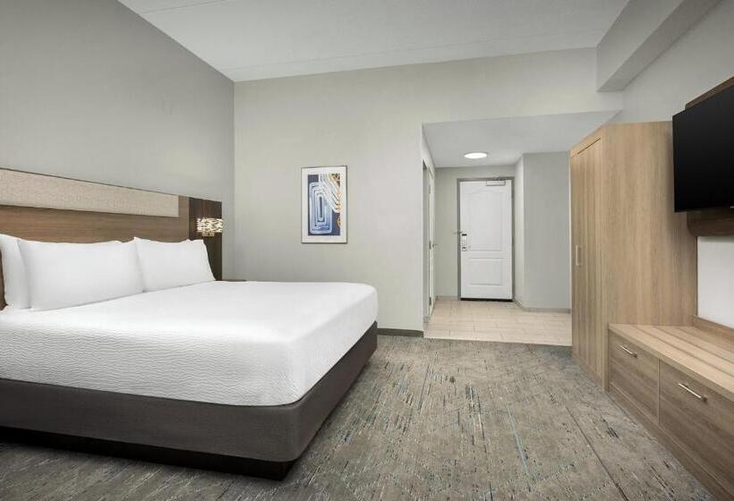 장애인을 위한 킹사이즈 침대 스탠다드 룸, Holiday Inn Express Hotel & Suites Greensboro   Airport Area, An Ihg