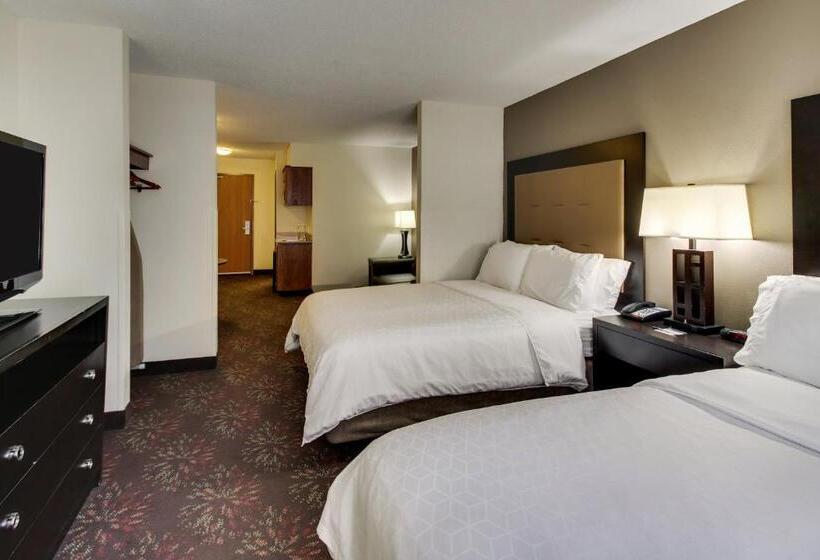 스위트, Holiday Inn Express Hotel & Suites Lancaster Lititz, An Ihg