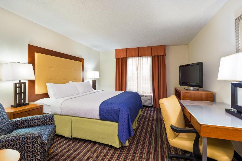 غرفة قياسية, Delta Hotels By Marriott Colonial Heights