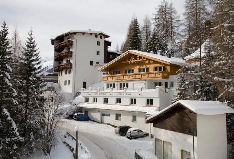 غرفة ديلوكس مزودة بشرفة, Karl Schranz