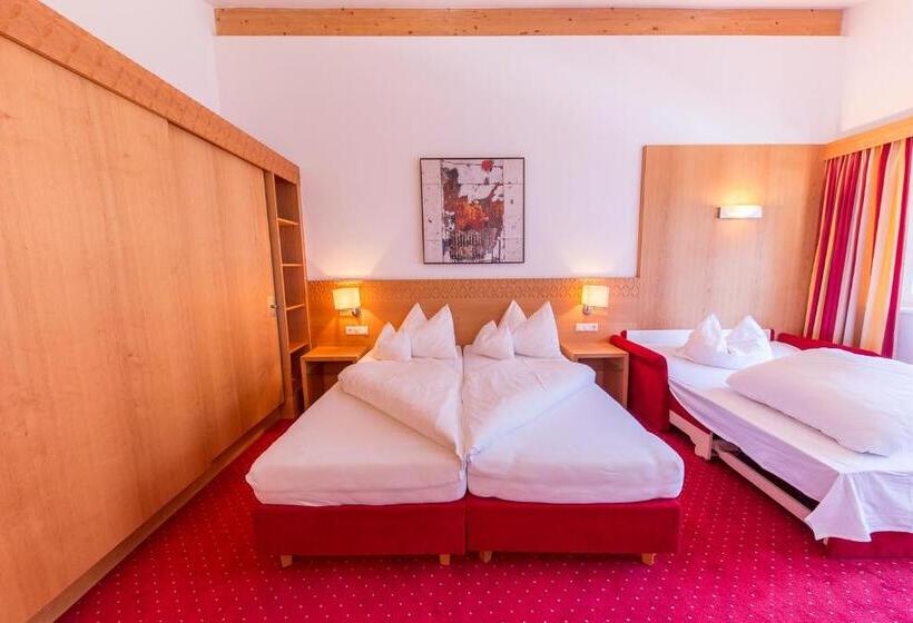 غرفة ديلوكس مزودة بشرفة, Karl Schranz