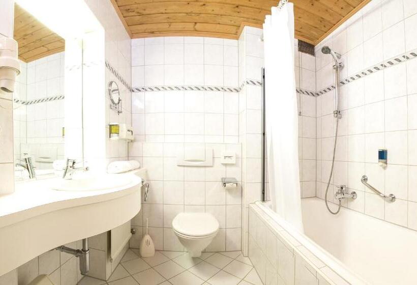 غرفة قياسية, Karl Schranz