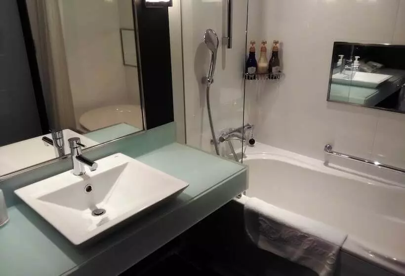 اتاق سوپریور سه تخته, New Otani Inn Yokohama Premium