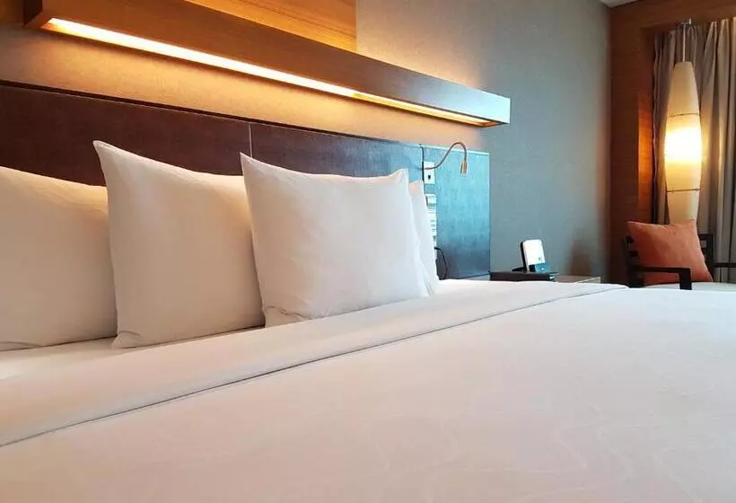 スーペリアールーム, Radisson Blu Cebu