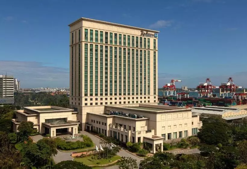 ジュニアスイート, Radisson Blu Cebu