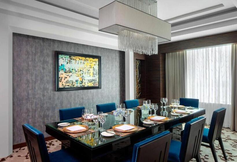 سوئیت پرزیدنت, Radisson Blu Cebu