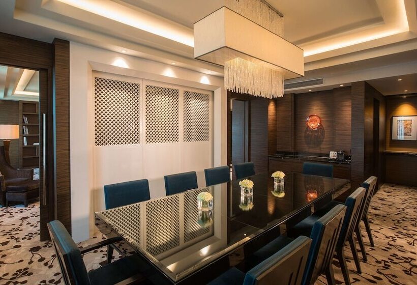 سوئیت پرزیدنت, Radisson Blu Cebu