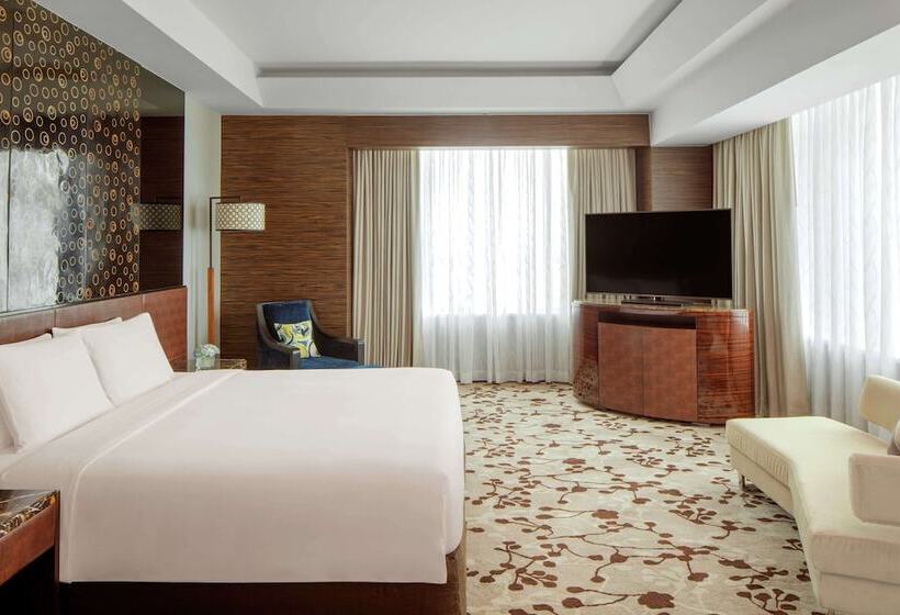 سوئیت پرزیدنت, Radisson Blu Cebu