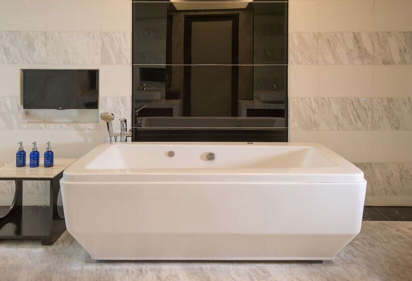 سوئیت پرزیدنت, Radisson Blu Cebu