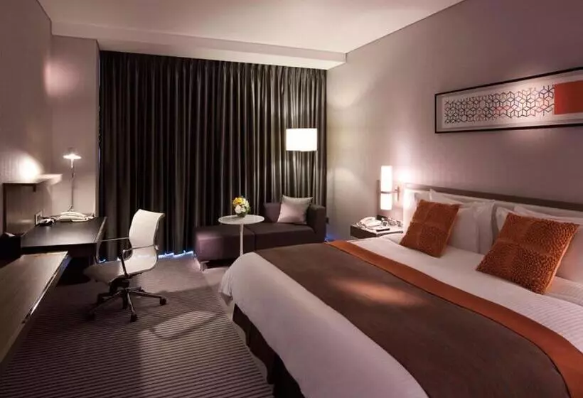 キングサイズベッドのエクゼクティブルーム, Ramada Plaza By Wyndham Suwon