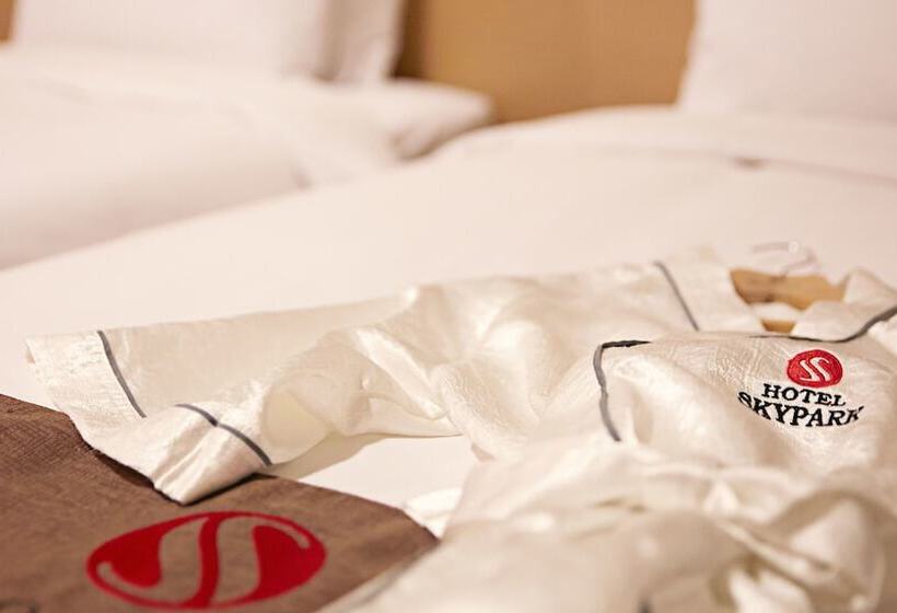 Camera Tripla Standard, Skypark Myeongdong 2