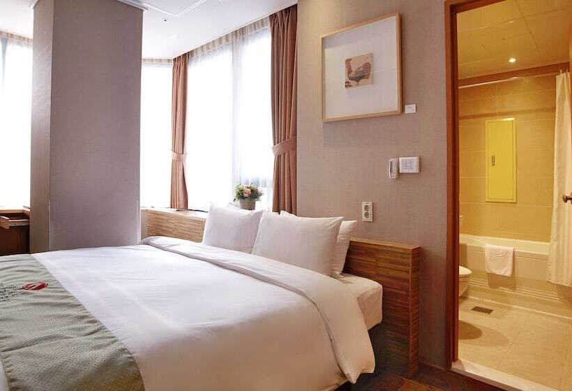 Camera Standard, Skypark Myeongdong 2