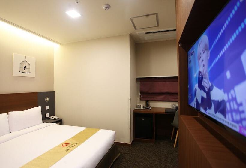 Camera Familiare, Skypark Myeongdong 2