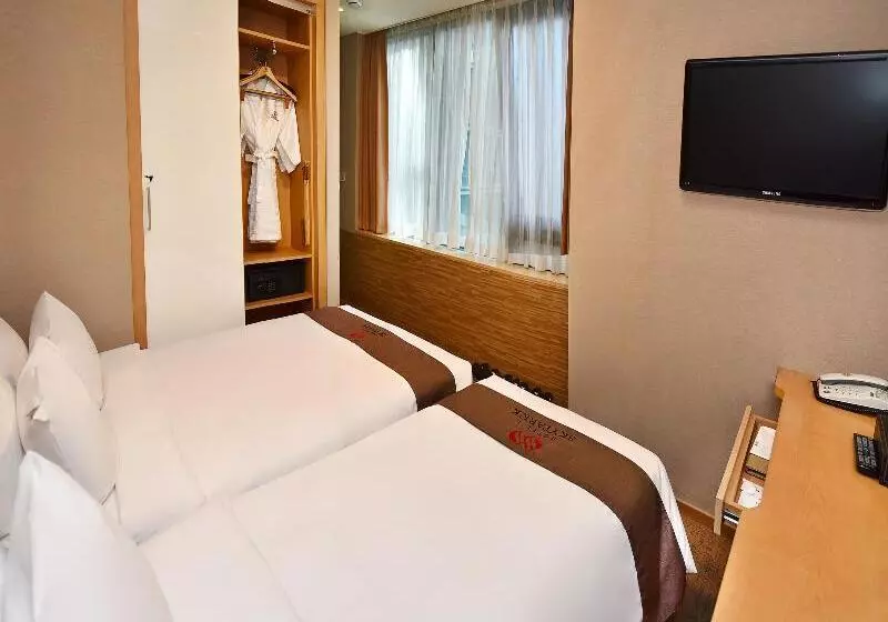 デラックスルーム, Skypark Myeongdong 2