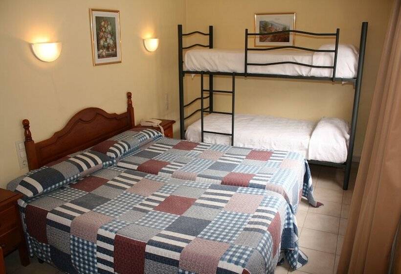 اتاق استاندارد چهار تخته, Sucara