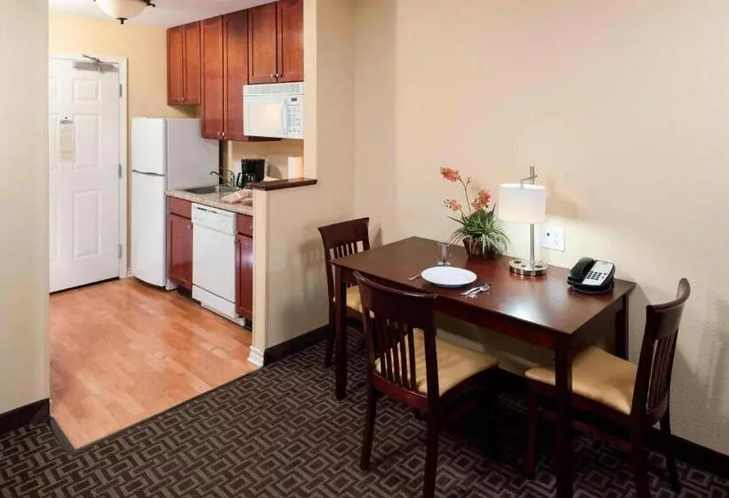 スタンダードスタジオ, Towneplace Suites By Marriott Texarkana