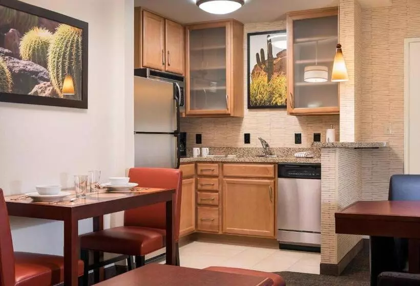 キングサイズベッドのスイートルーム, Residence Inn Phoenix Desert View At Mayo Clinic