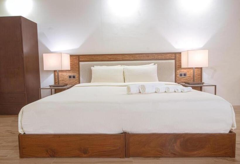 스위트, Ambassador In Paradise