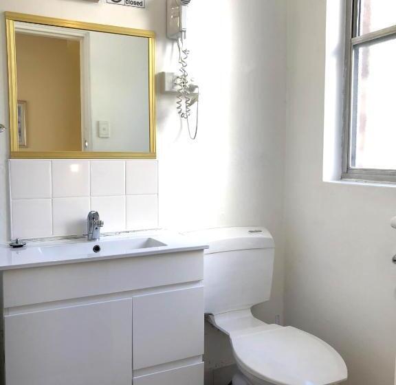 Четырехместный Номер Стандарт, The Clarendon Motel Katoomba