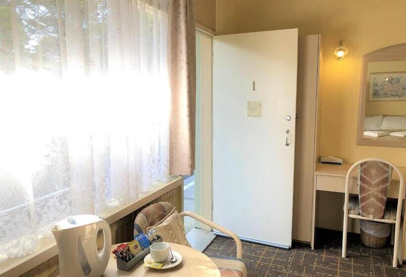 Четырехместный Номер Стандарт, The Clarendon Motel Katoomba