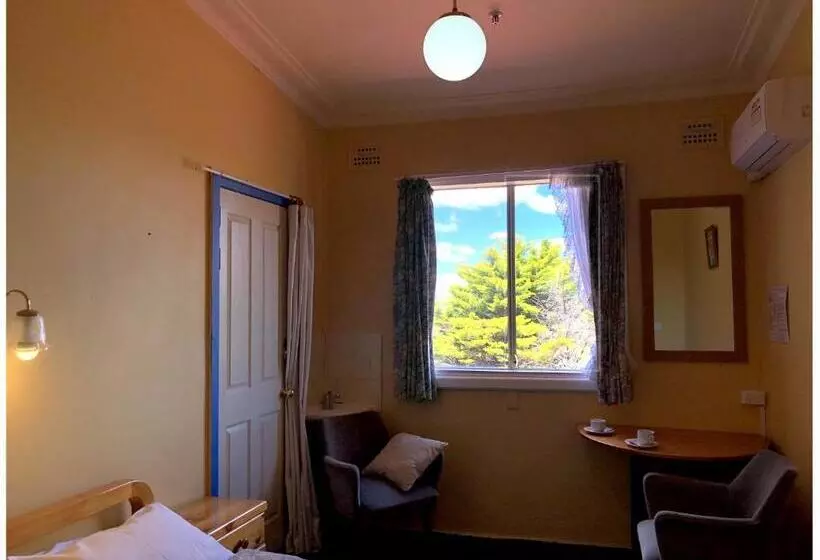 浴室共有スタンダード４人用ルーム, The Clarendon Motel Katoomba