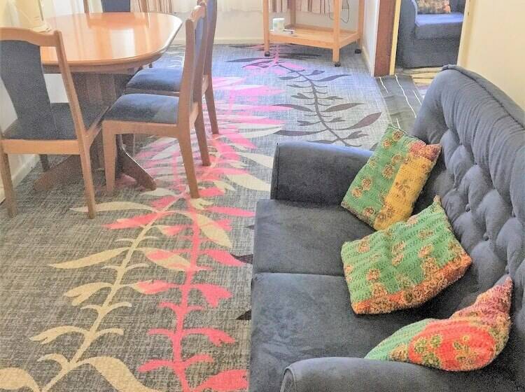 Семейный Номер, The Clarendon Motel Katoomba