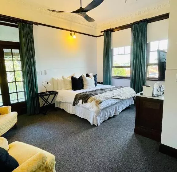 اتاق استاندارد با تخت بزرگ, Ballina Manor Boutique