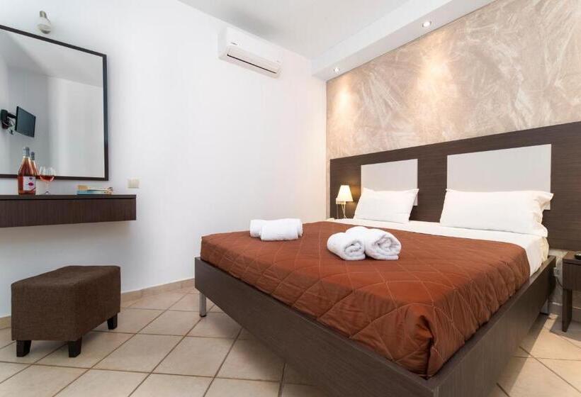 استودیوی سوپریور, Cactus