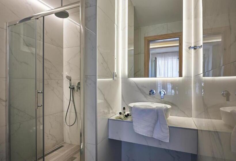 اتاق لوکس با بالکن, Cactus