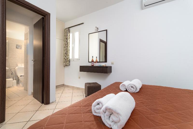 استودیوی سوپریور, Cactus