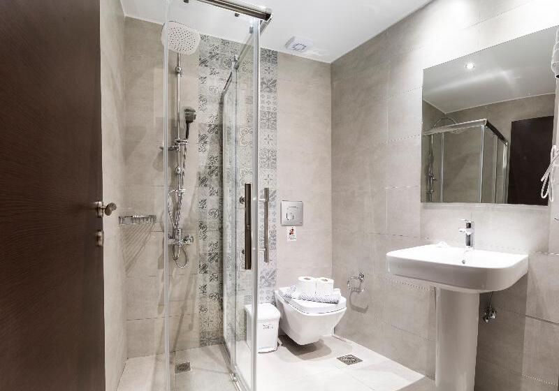 استودیوی سوپریور, Cactus